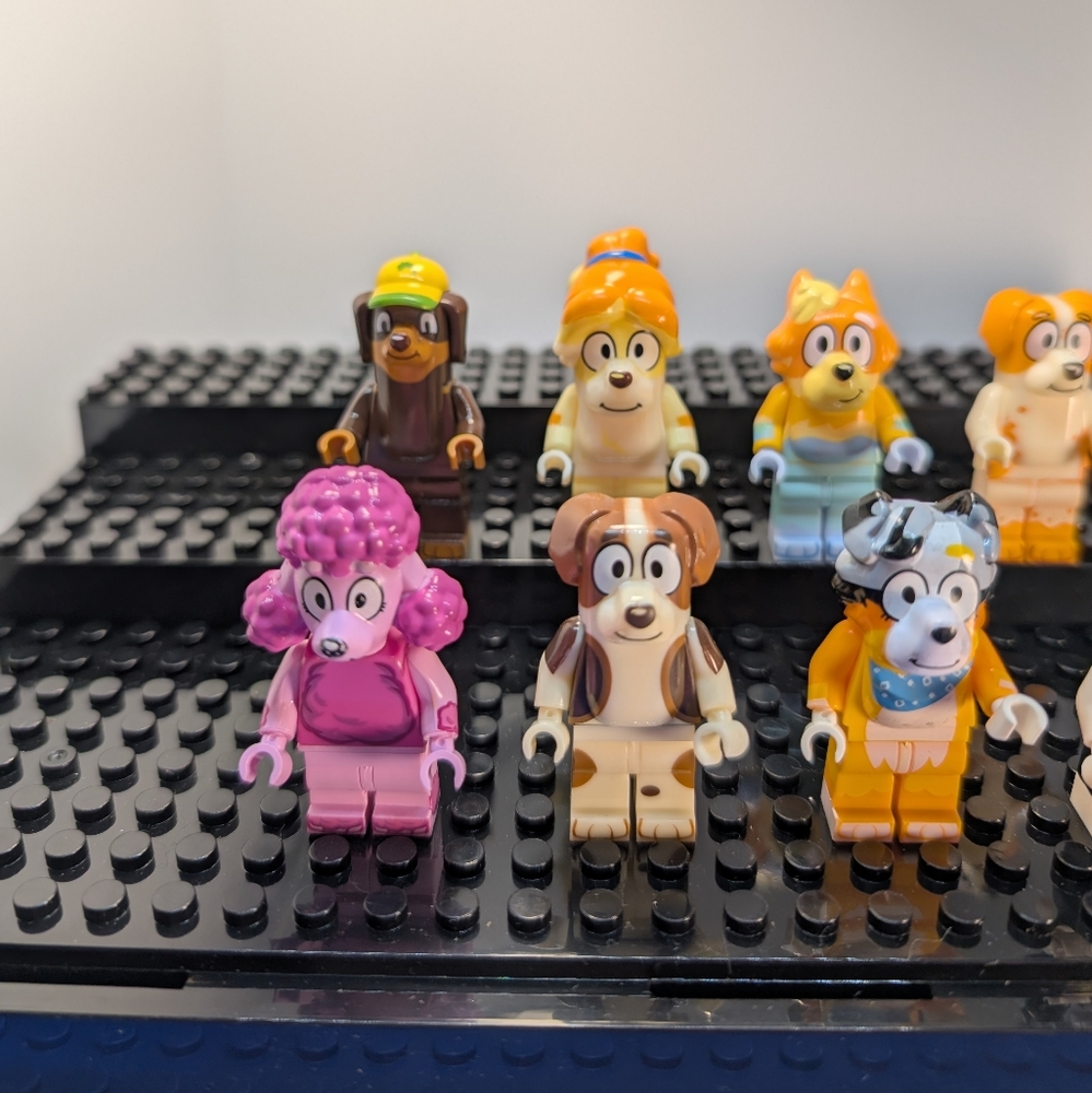 8 Minifigures- Bluey Character Set Building Block Toy Lego Compatible - Picture 3 of 9